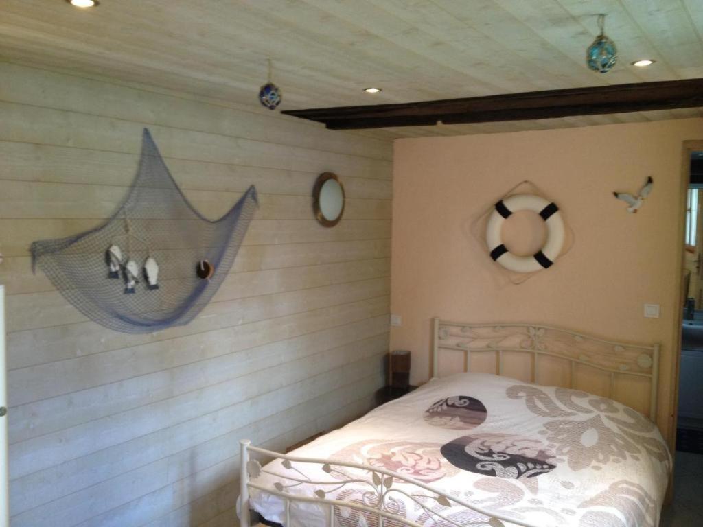 Moulin De Moulignon B&B Messy Екстериор снимка