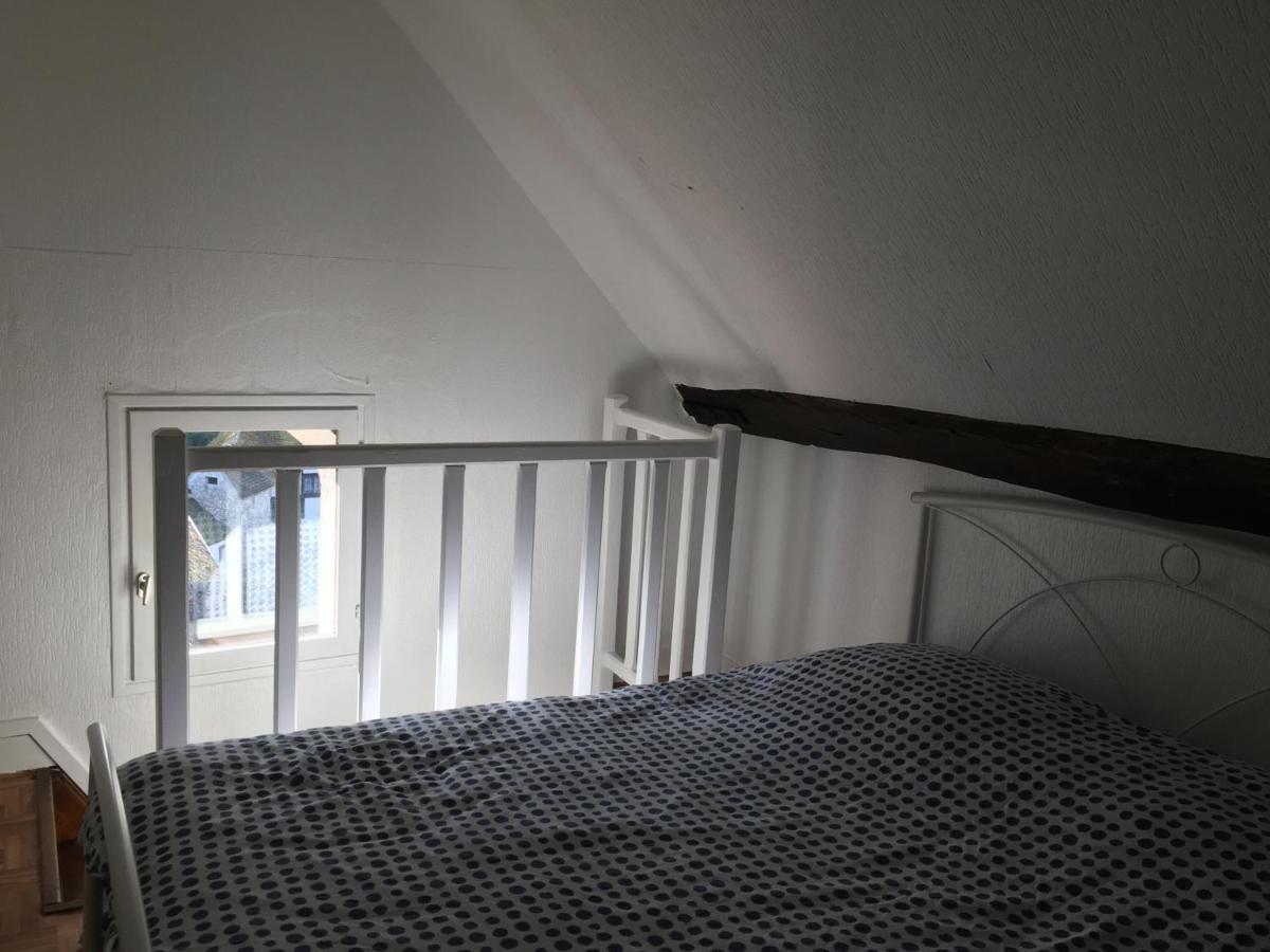 Moulin De Moulignon B&B Messy Екстериор снимка